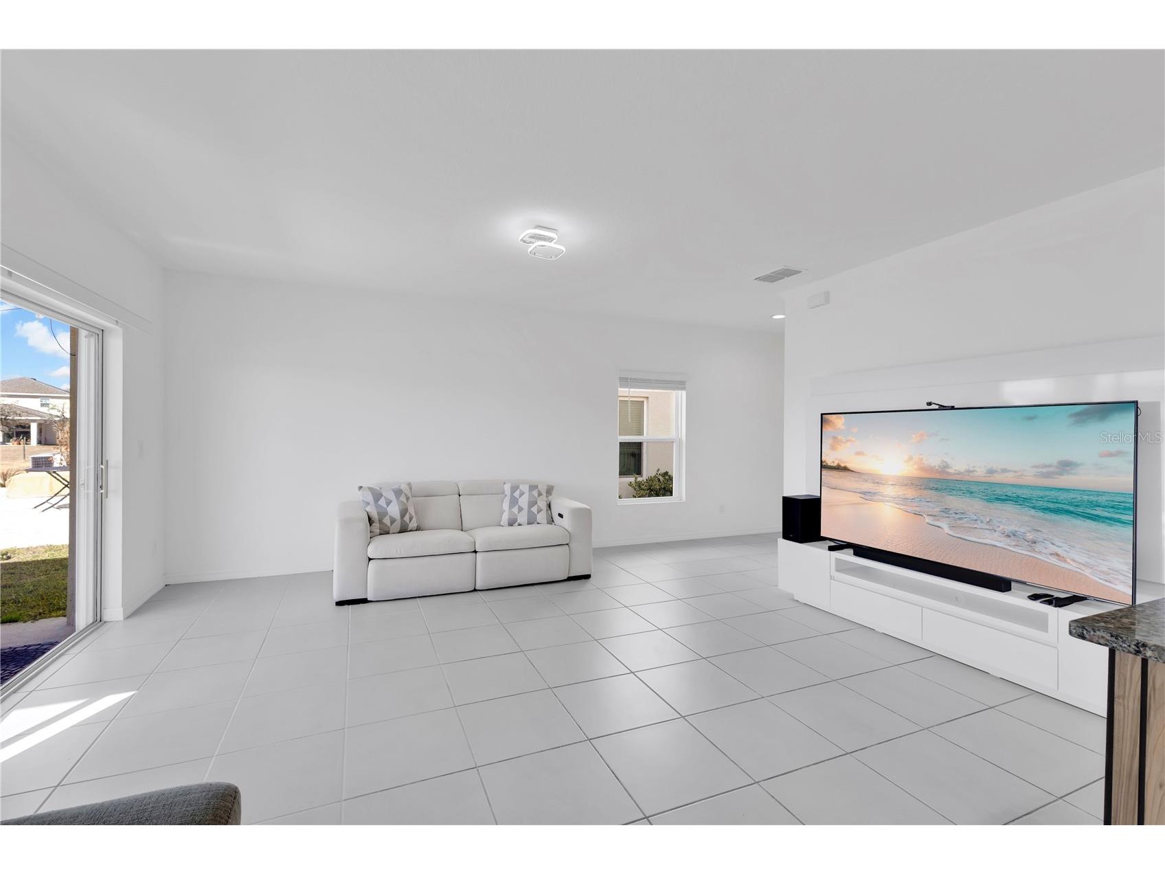 5018 Royal Point Avenue Kissimmee FL 34746 O6376446 image13