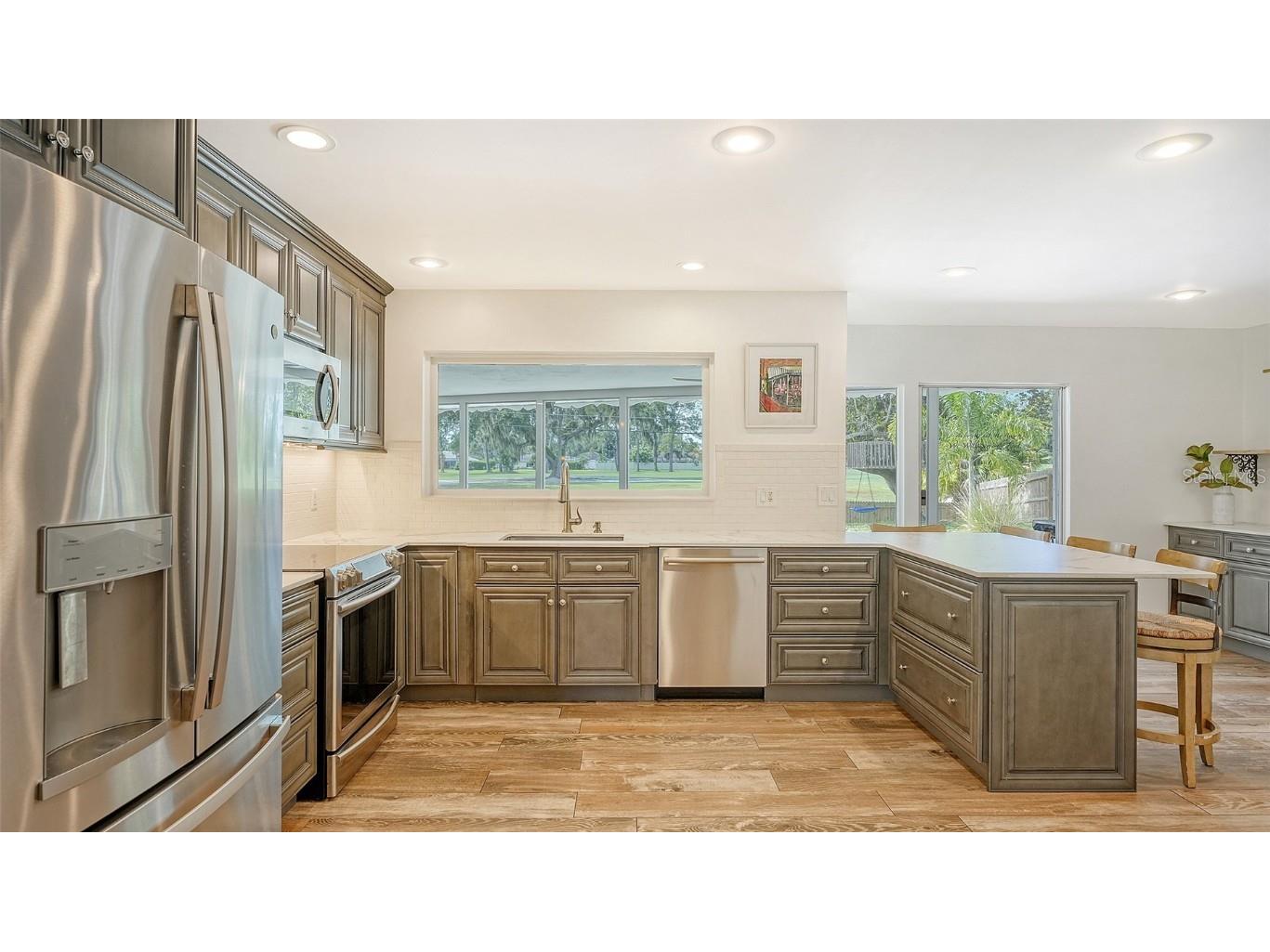 5018 W Country Club Drive Sarasota FL 34243 A4621324 image15