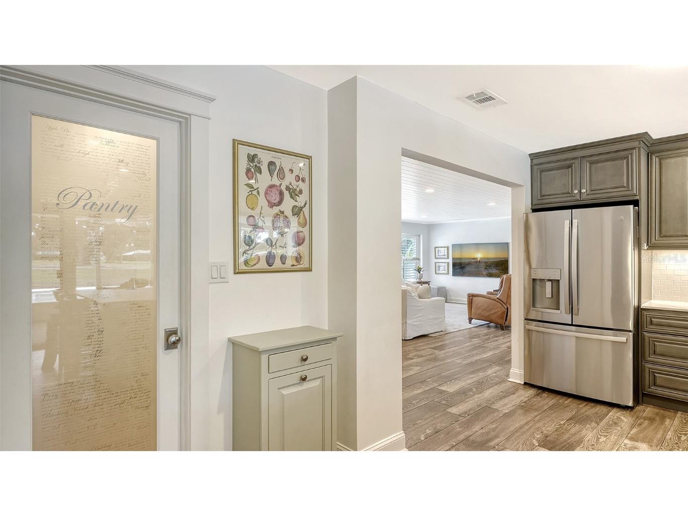 5018 W Country Club Drive Sarasota FL 34243 A4621324 image19