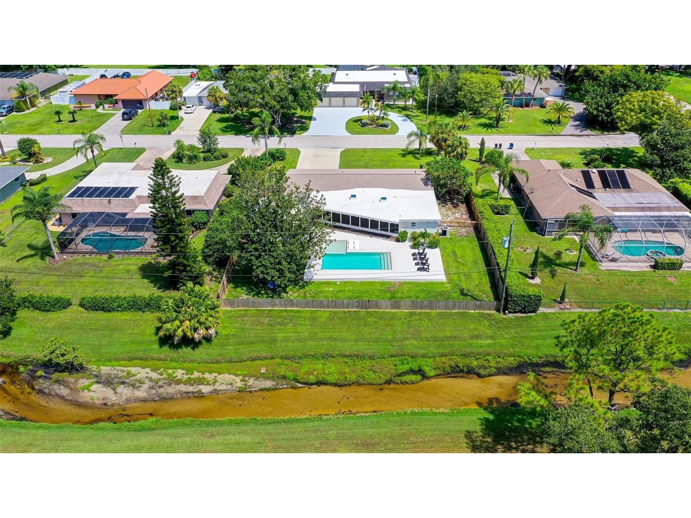 5018 W Country Club Drive Sarasota FL 34243 A4621324 image55