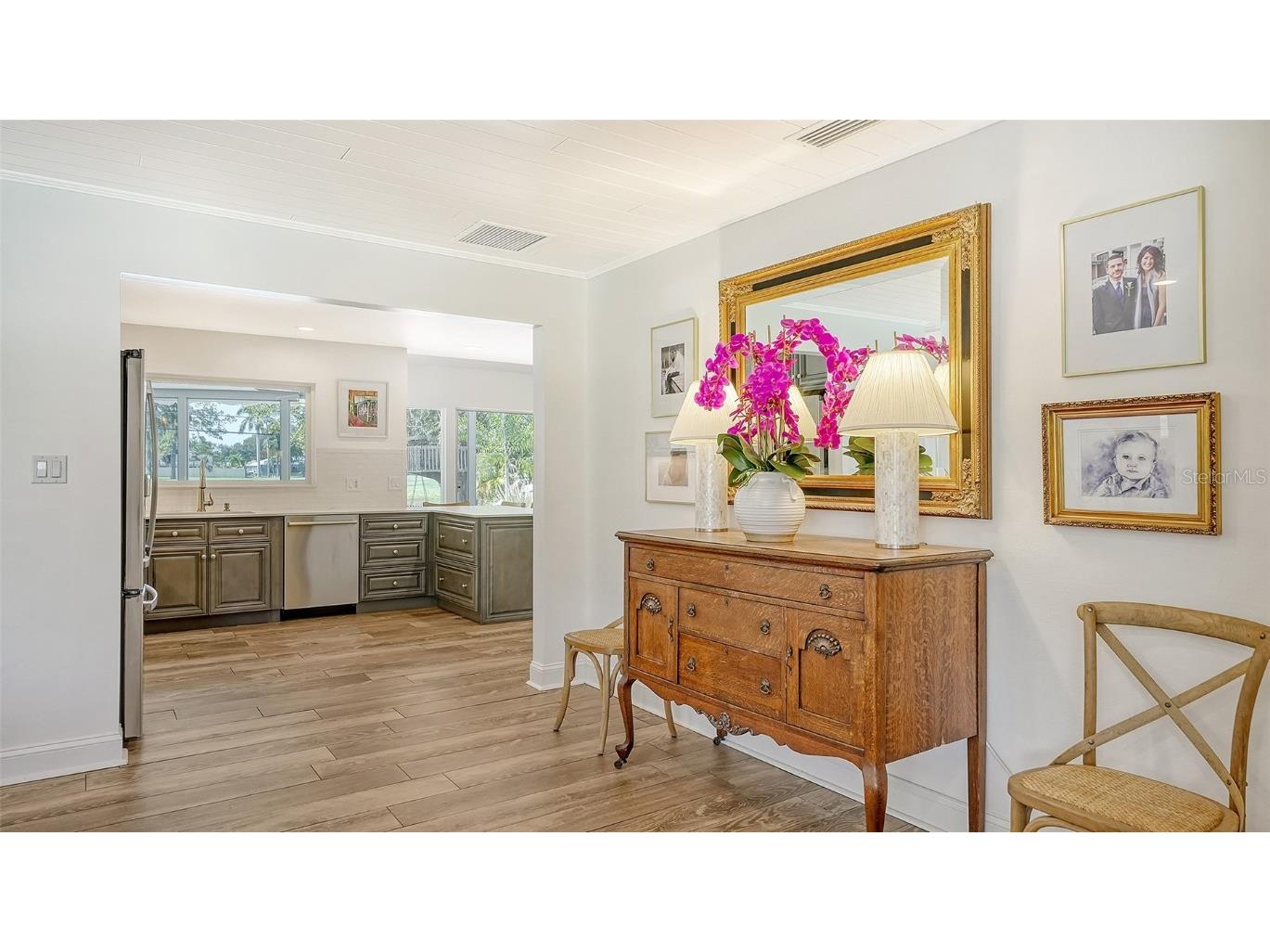 5018 W Country Club Drive Sarasota FL 34243 A4621324 image9