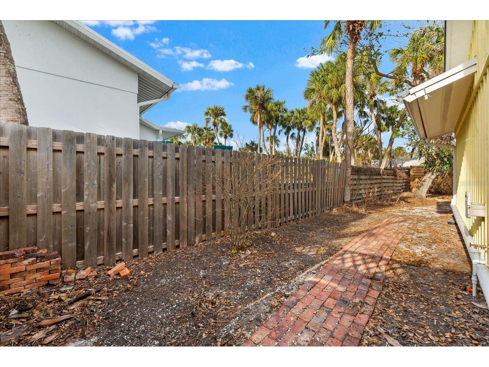 5019 Commonwealth Drive Sarasota FL 34242 A4630299 image39