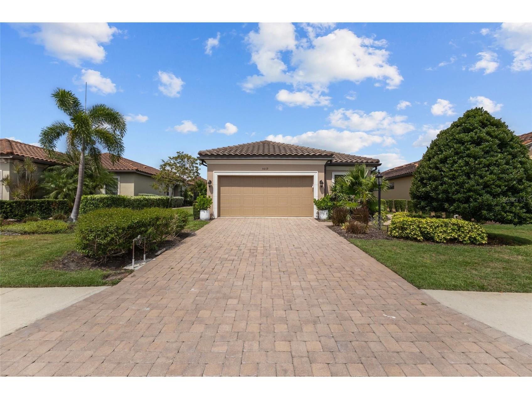 5019 Savona Run Bradenton FL 34211 A4699576 image2