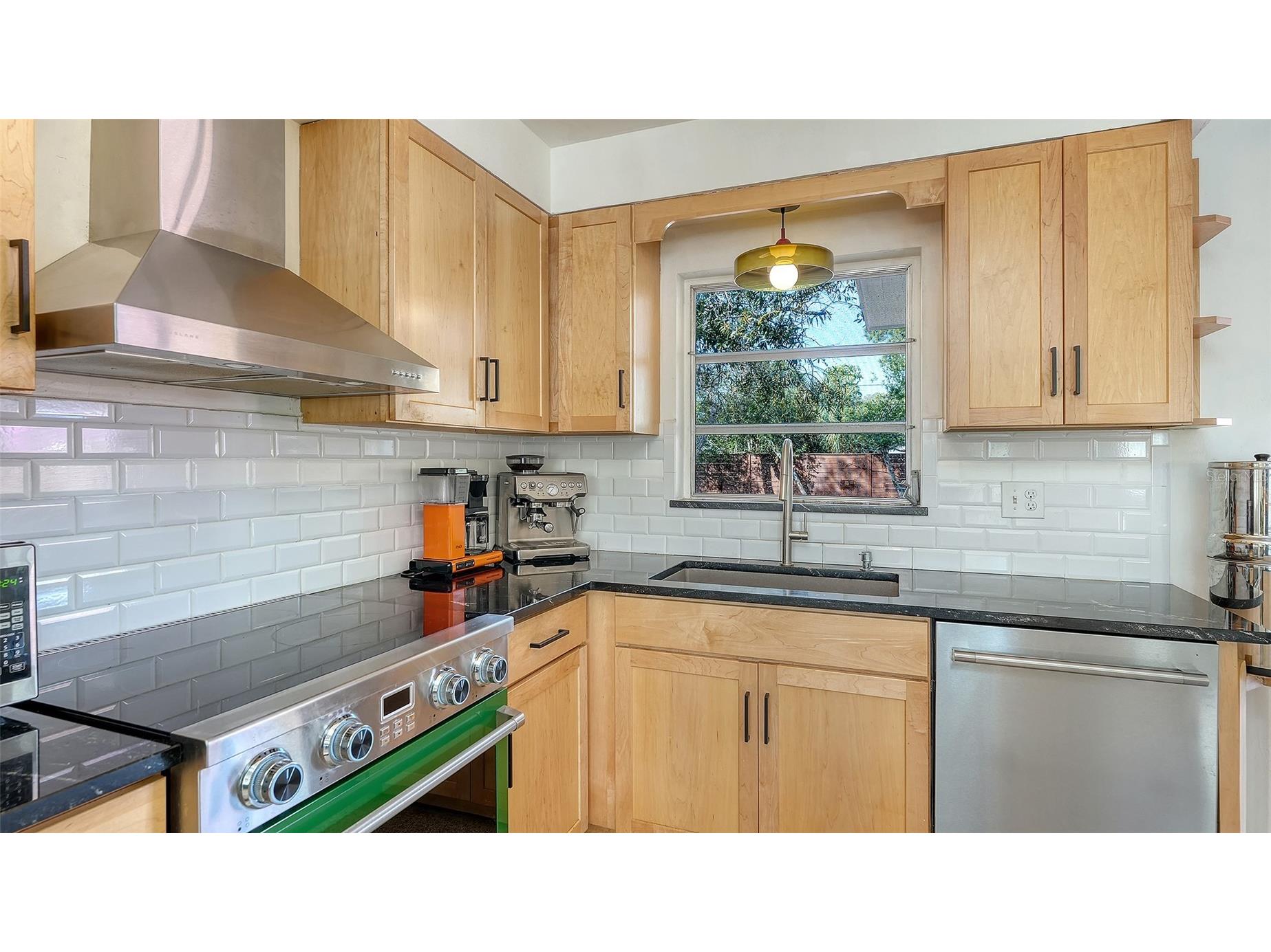 5019 Stevens Drive Sarasota FL 34234 A4683765 image11