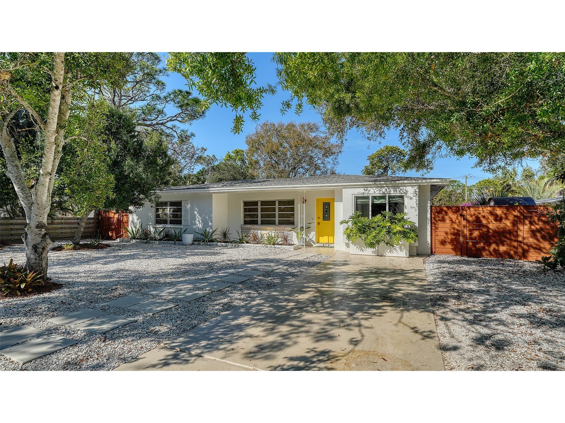 5019 Stevens Drive Sarasota FL 34234 A4683765 image3