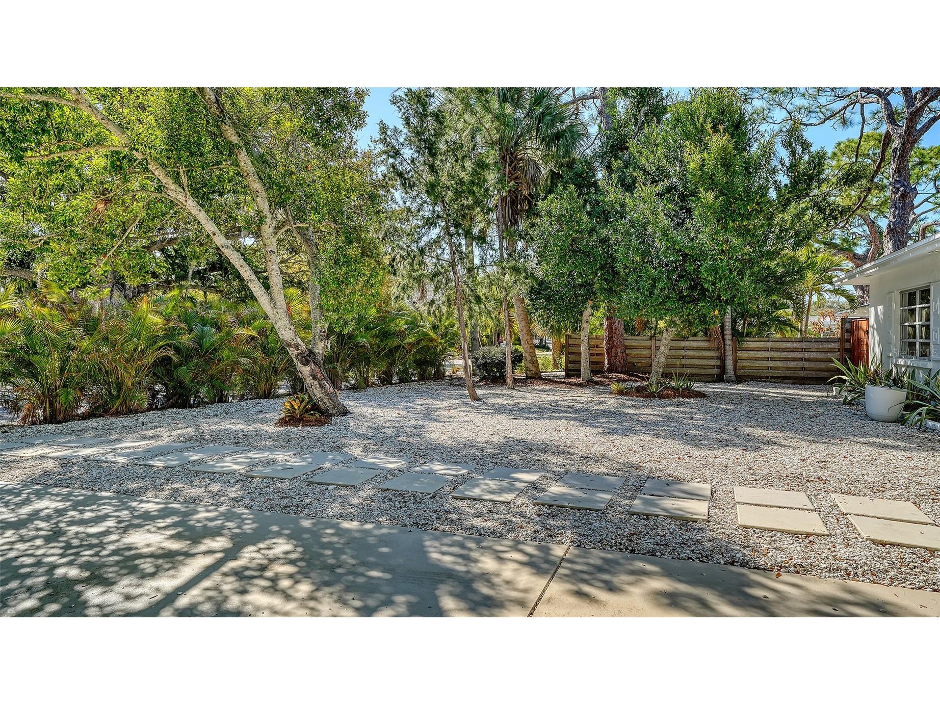 5019 Stevens Drive Sarasota FL 34234 A4683765 image44