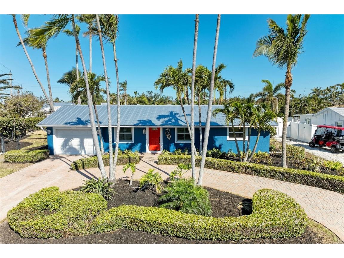 502 69th Street Holmes Beach FL 34217 A4645230 image1