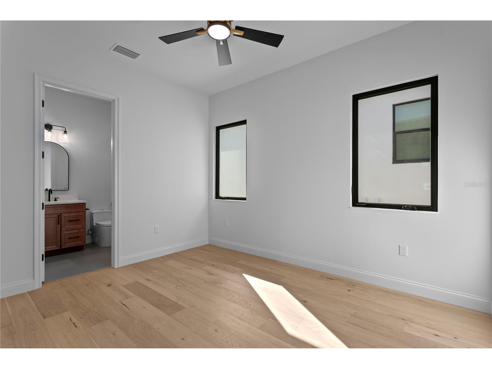 502 E Davis Boulevard Tampa FL 33606 TB8527879 image32
