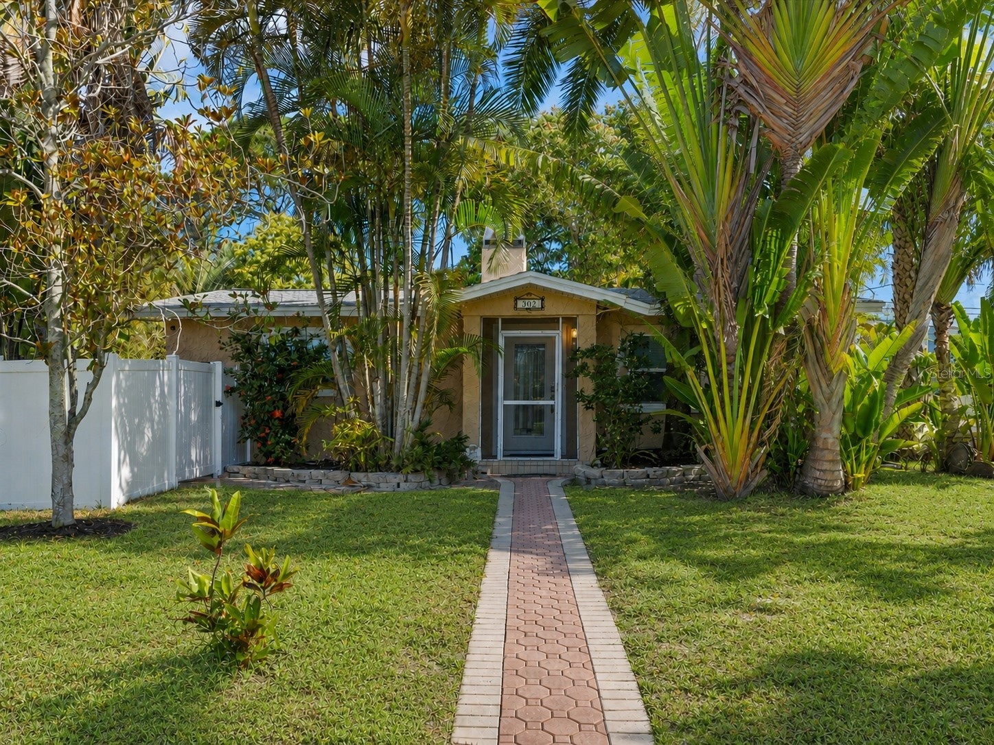 502 Florida Boulevard Crystal Beach FL 34681 TB8516664 image1