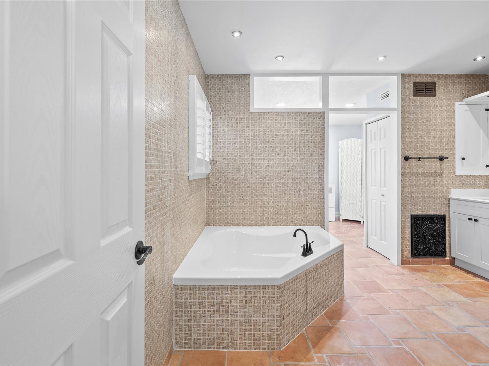 502 Florida Boulevard Crystal Beach FL 34681 TB8516664 image17