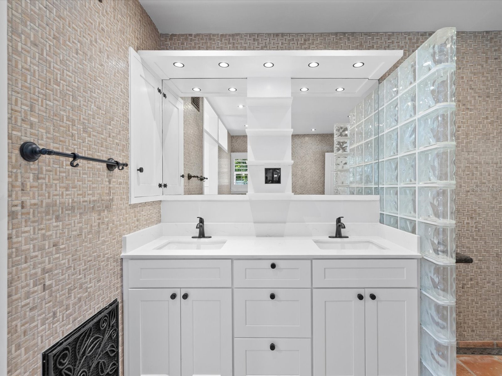 502 Florida Boulevard Crystal Beach FL 34681 TB8516664 image20