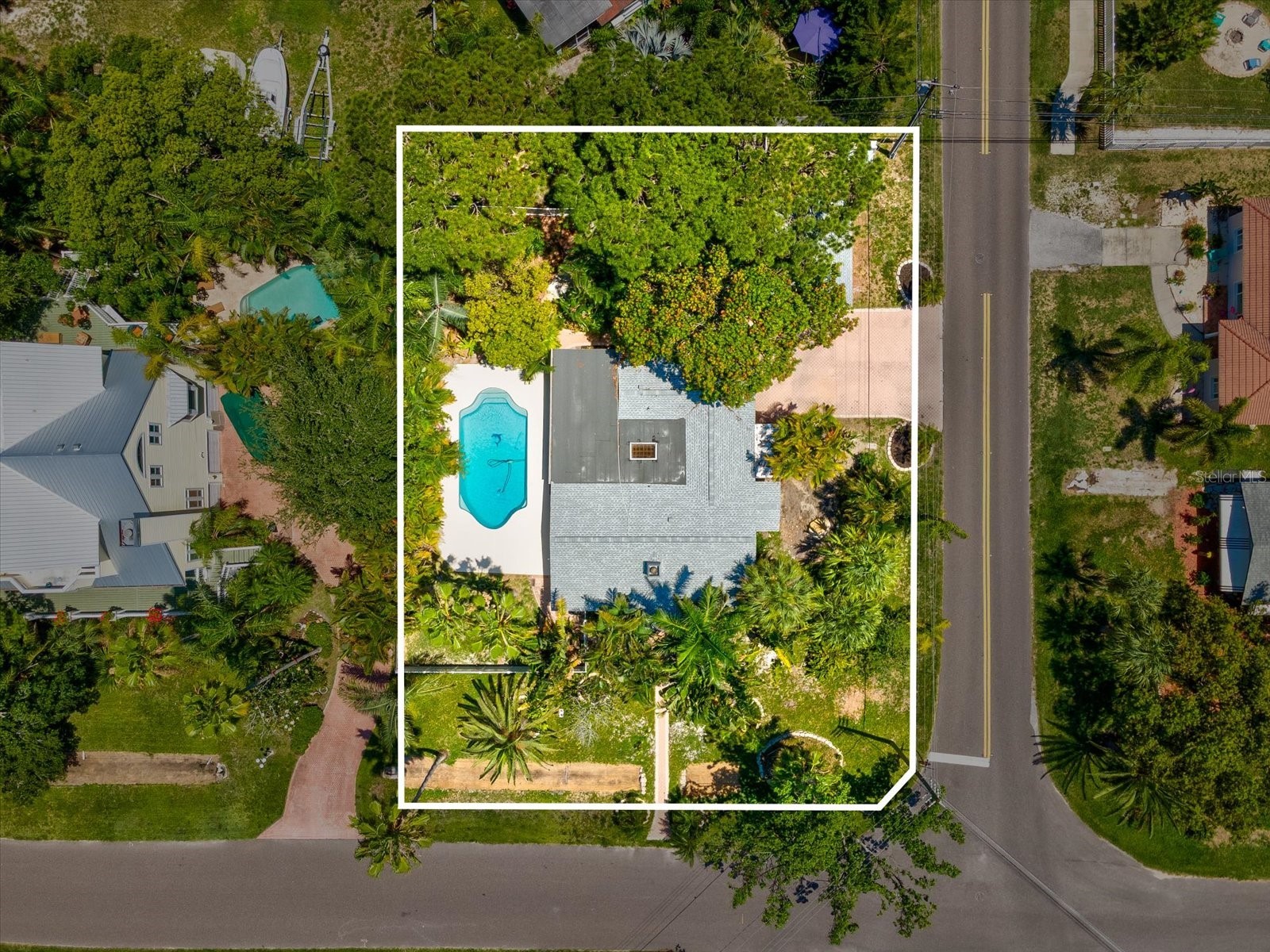 502 Florida Boulevard Crystal Beach FL 34681 TB8516664 image37