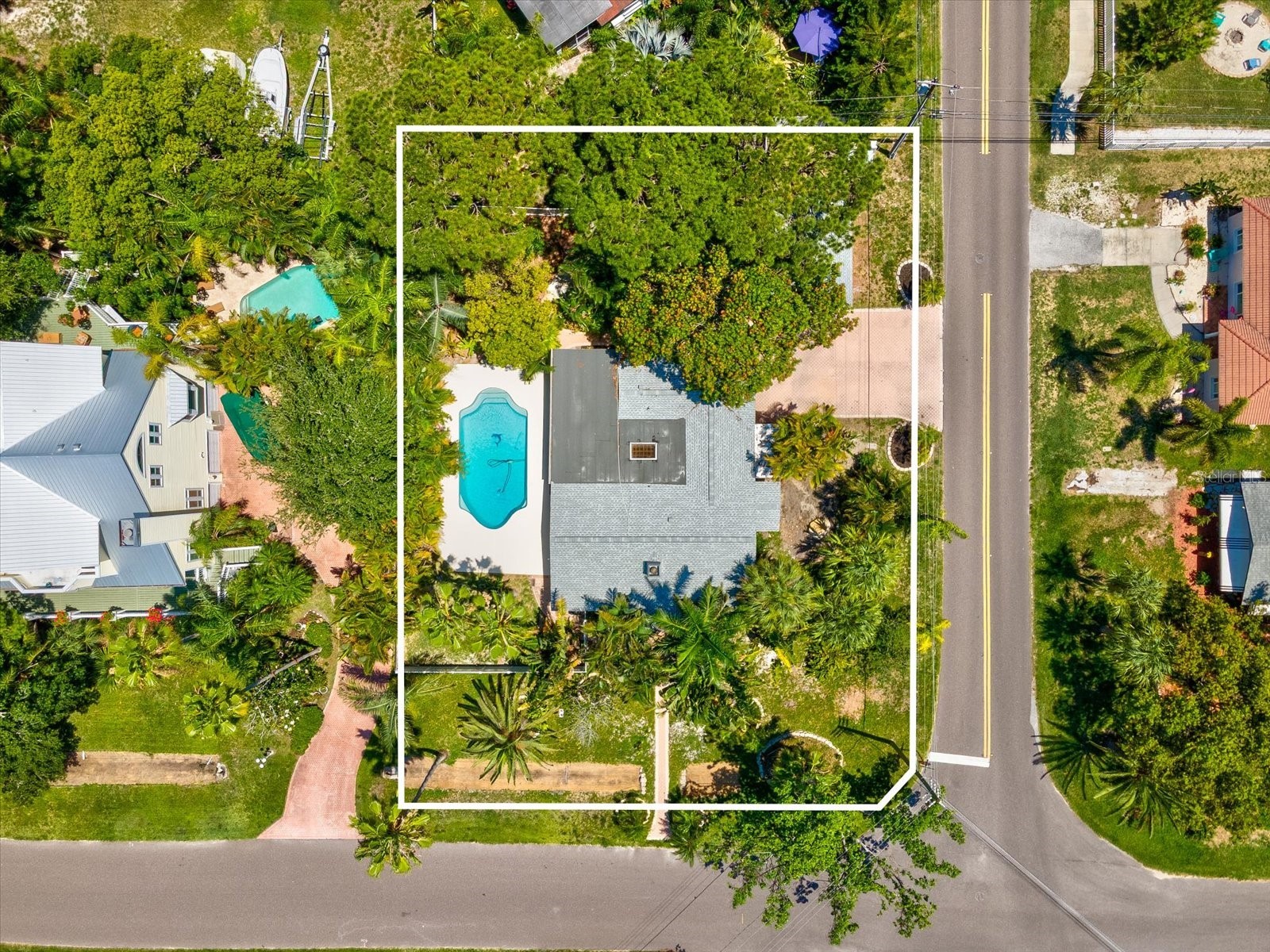 502 Florida Boulevard Crystal Beach FL 34681 TB8516664 image38