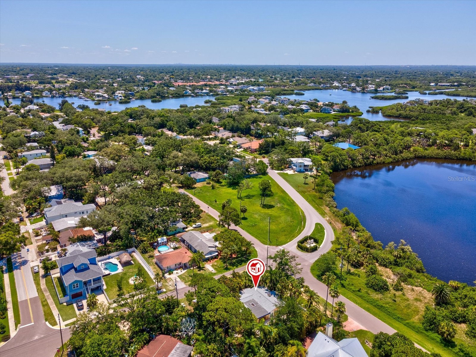 502 Florida Boulevard Crystal Beach FL 34681 TB8516664 image40