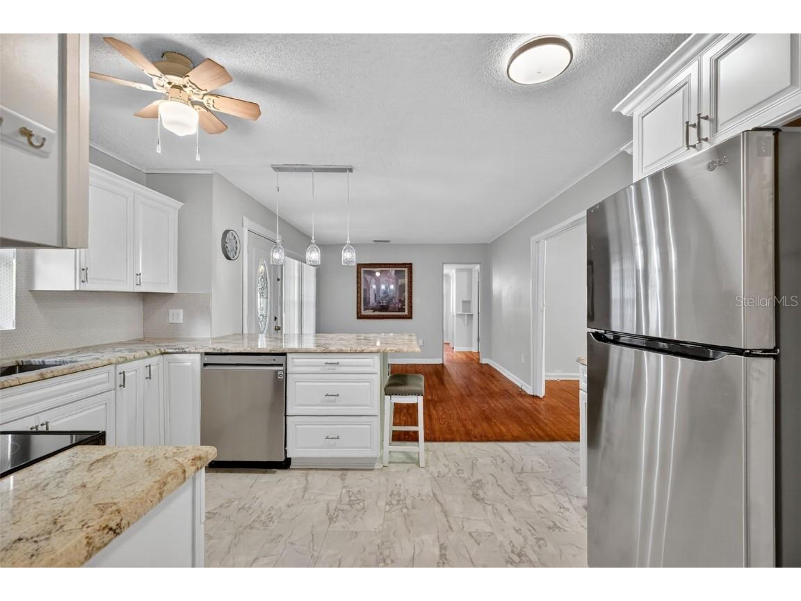 502 Gray Avenue Wildwood FL 34785 G5103586 image12