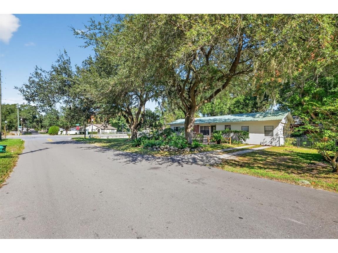 502 Gray Avenue Wildwood FL 34785 G5103586 image46