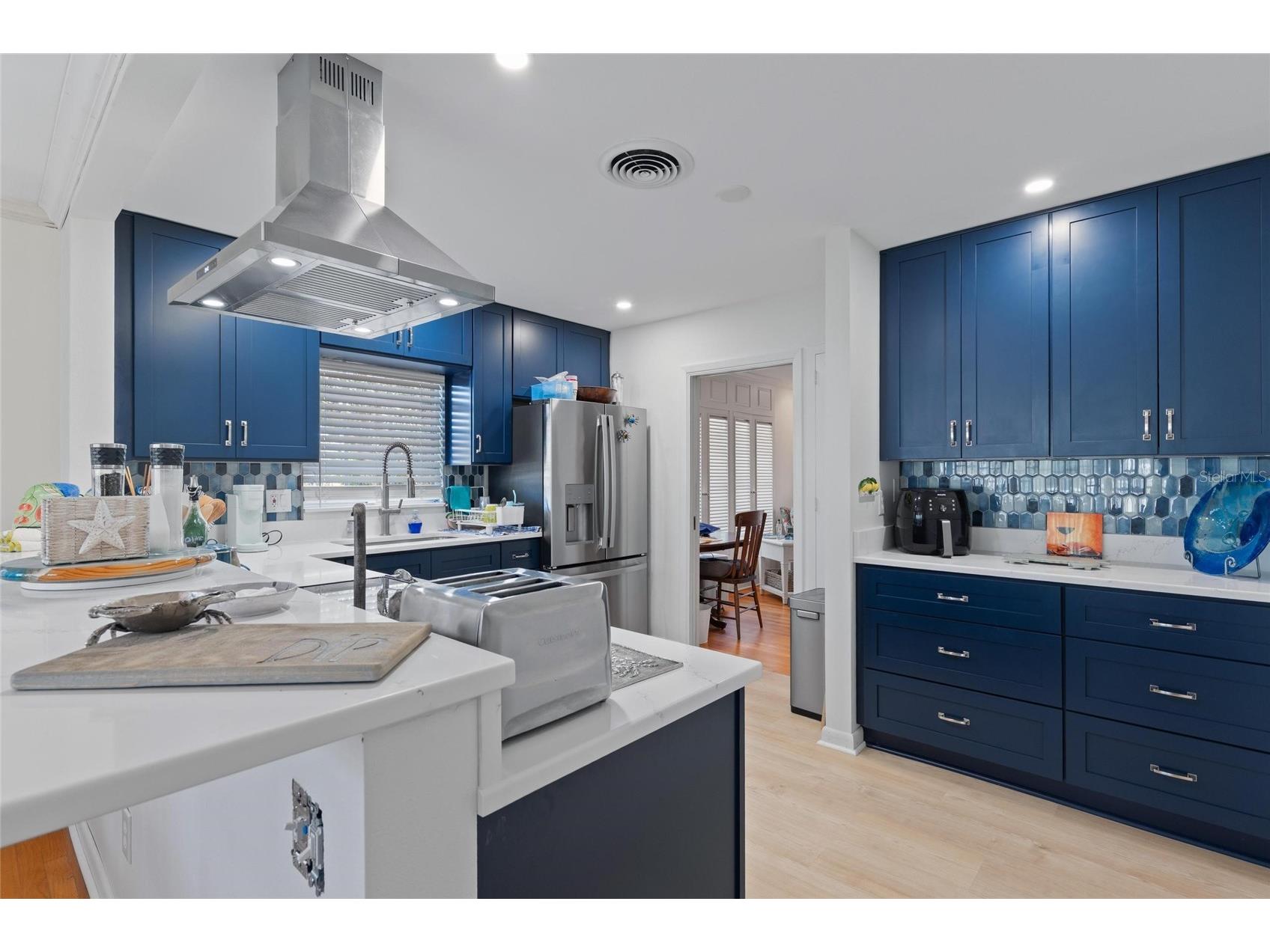 502 Hillcrest Avenue Tarpon Springs FL 34689 W7884179 image18