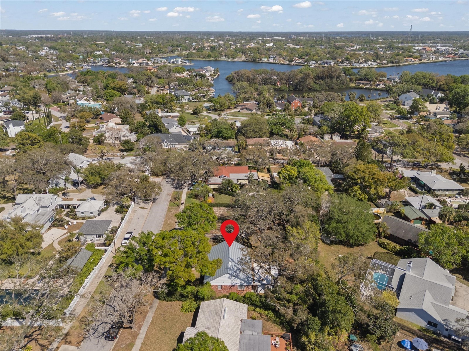 502 Hillcrest Avenue Tarpon Springs FL 34689 W7884179 image33