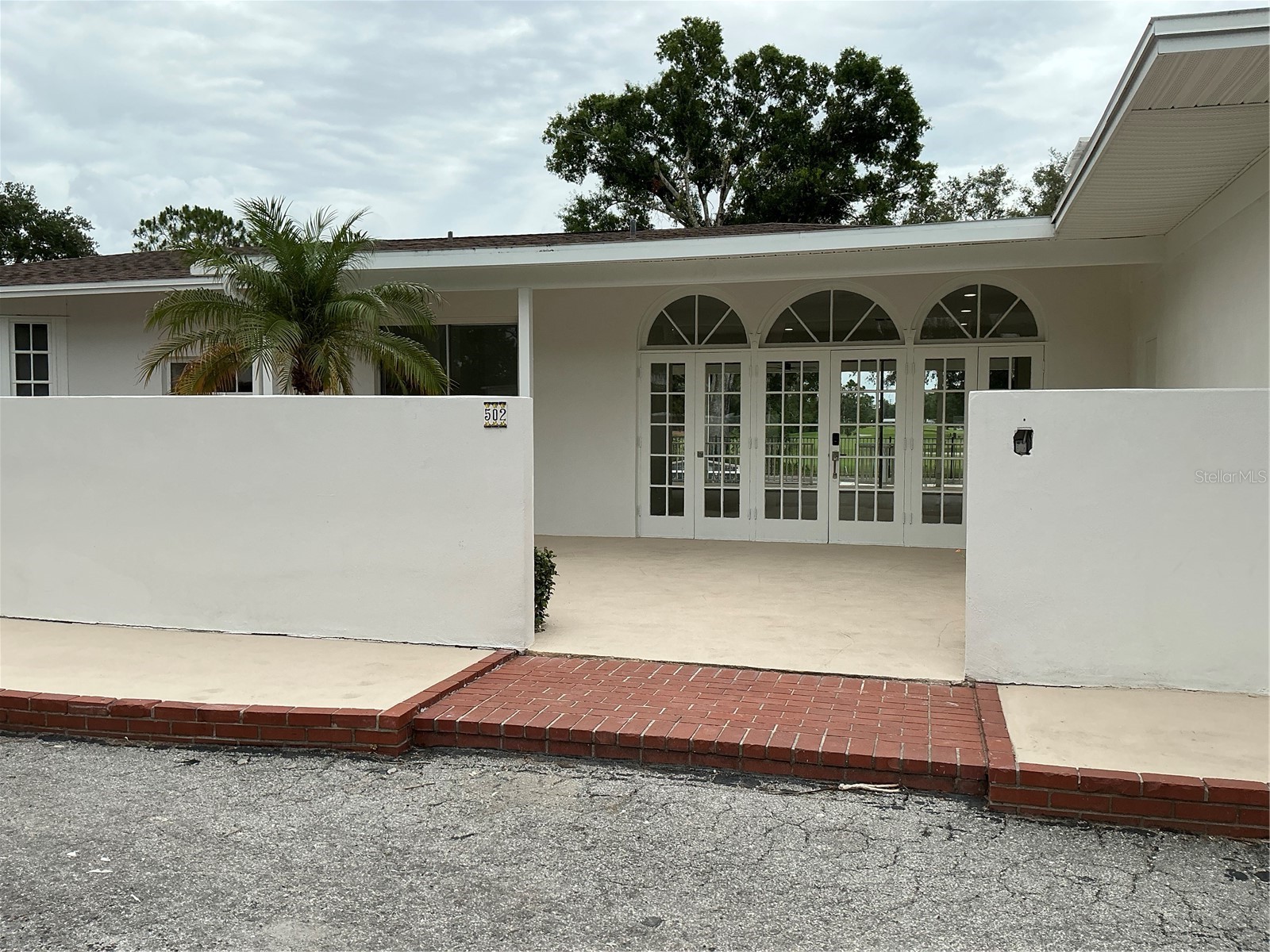 502 Magellan Drive Sarasota FL 34243 A4694830 image1
