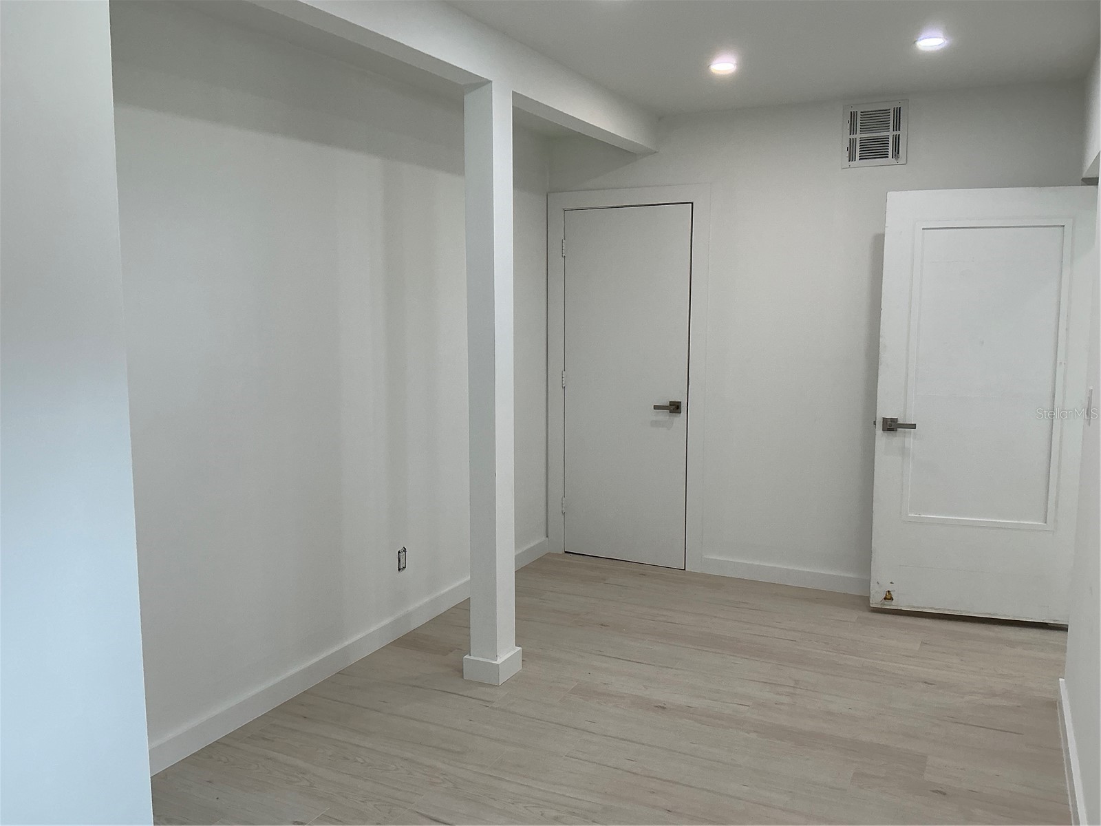 502 Magellan Drive Sarasota FL 34243 A4694830 image25