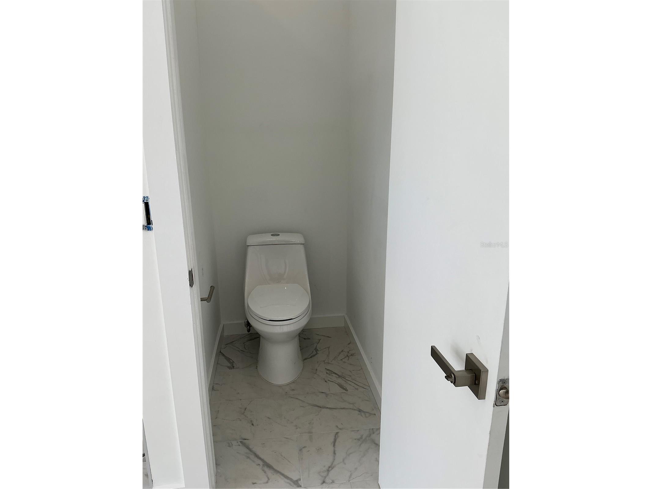 502 Magellan Drive Sarasota FL 34243 A4694830 image31