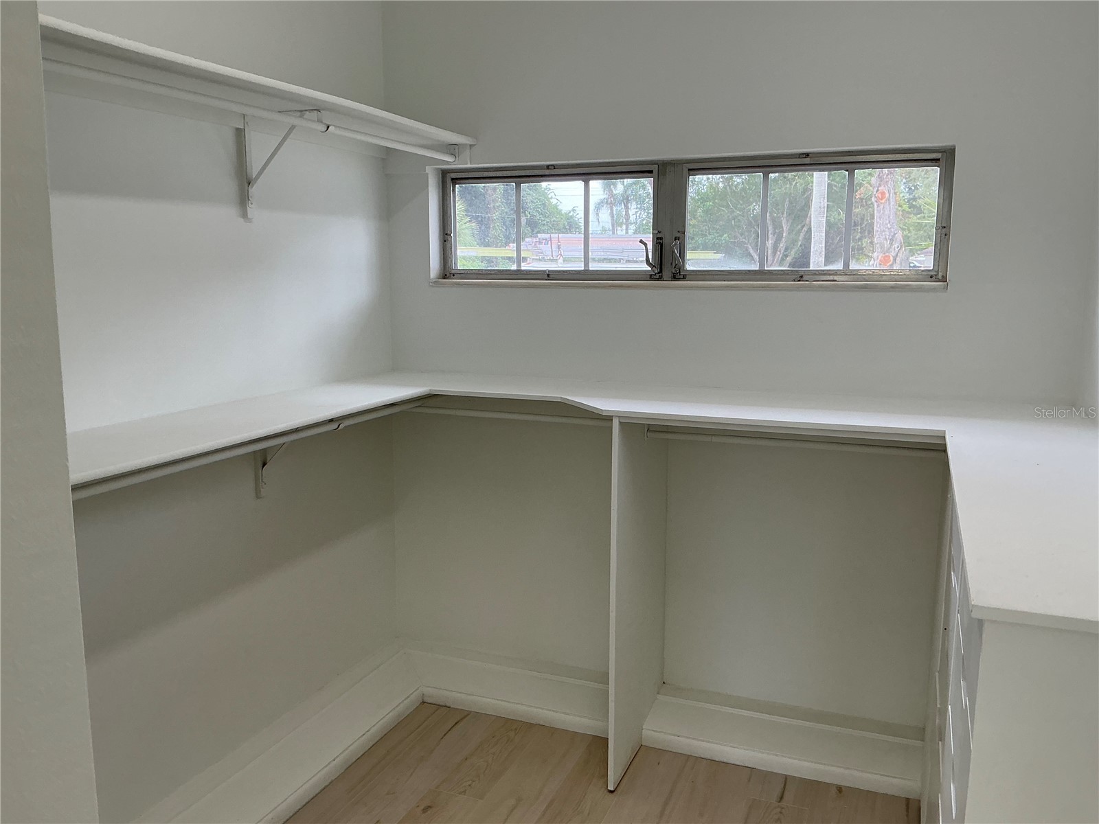 502 Magellan Drive Sarasota FL 34243 A4694830 image37