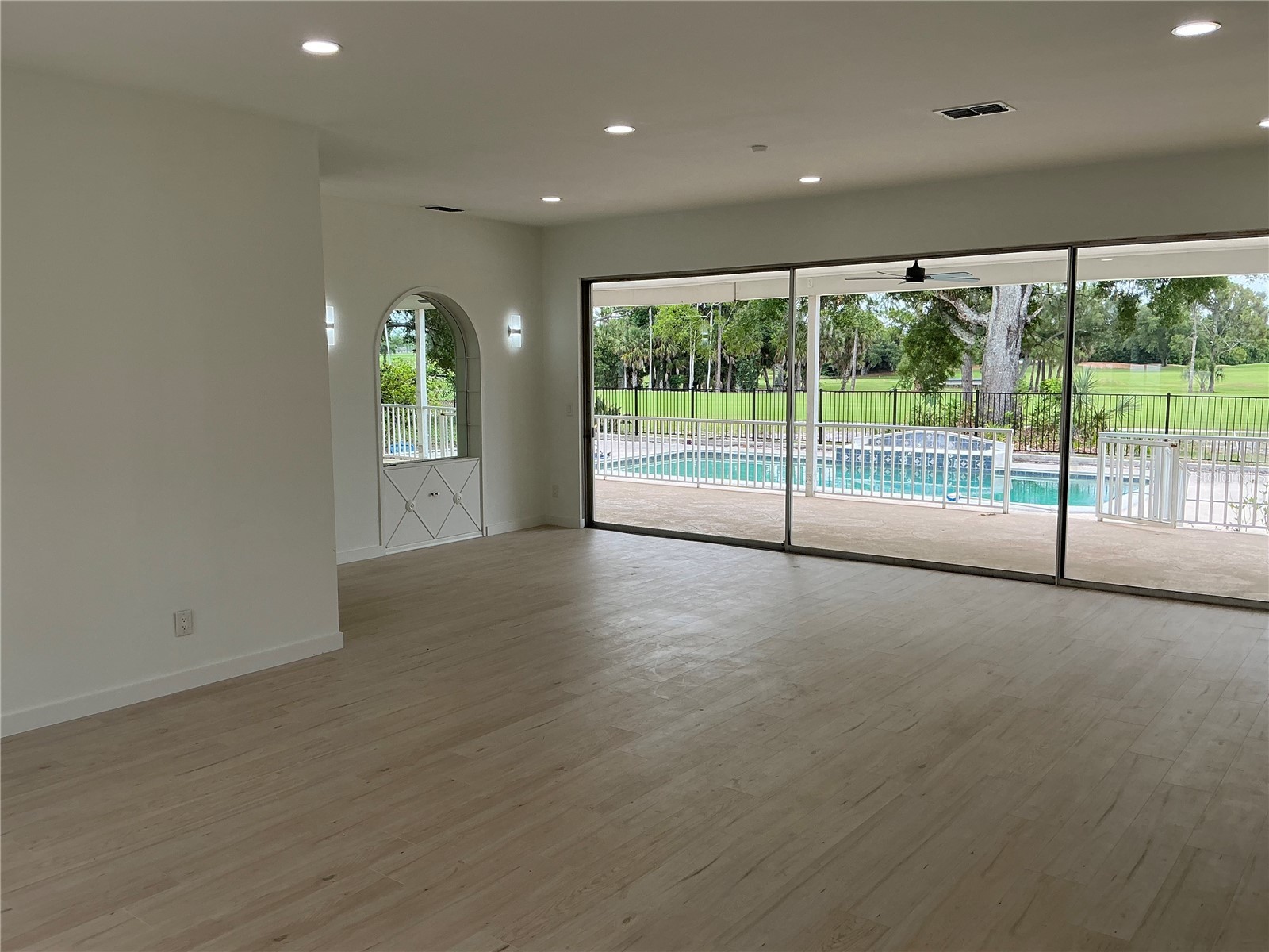 502 Magellan Drive Sarasota FL 34243 A4694830 image53