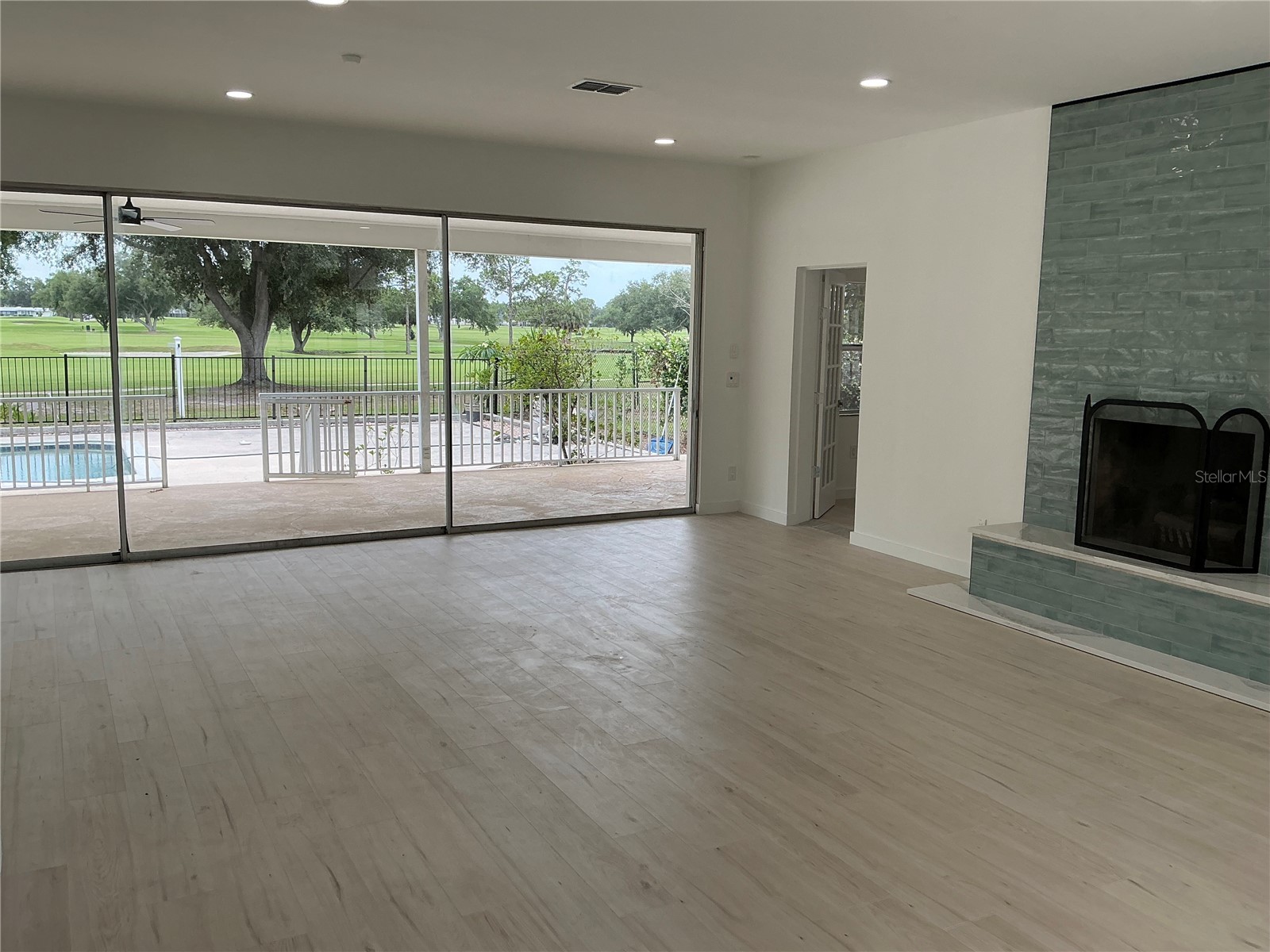 502 Magellan Drive Sarasota FL 34243 A4694830 image54