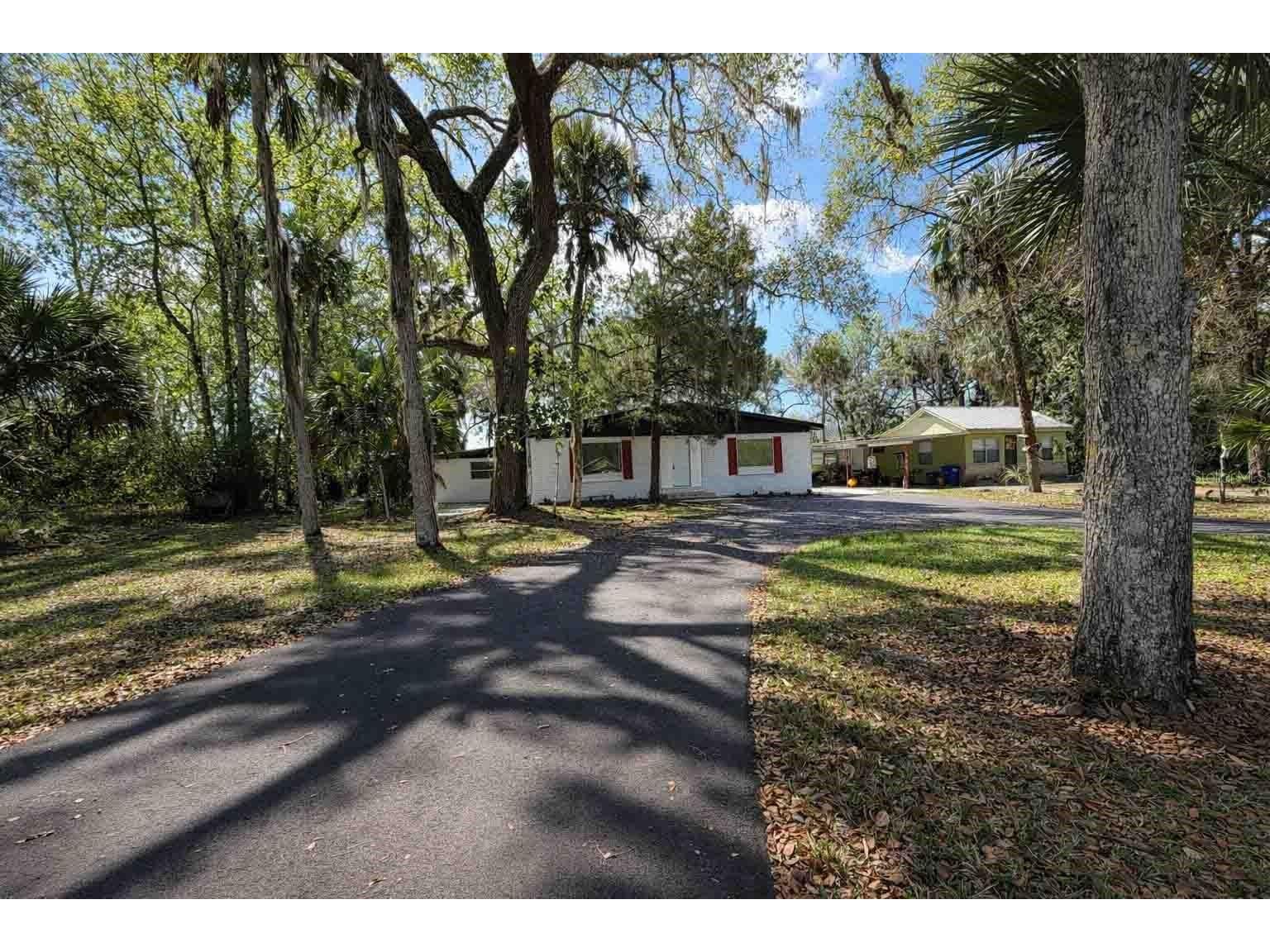 502 NW Crystal Street Crystal River FL 34428 TB8485833 image1