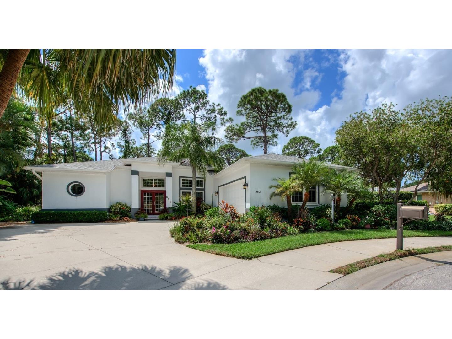502 Oak Bay Drive Osprey FL 34229 A4620117 image1