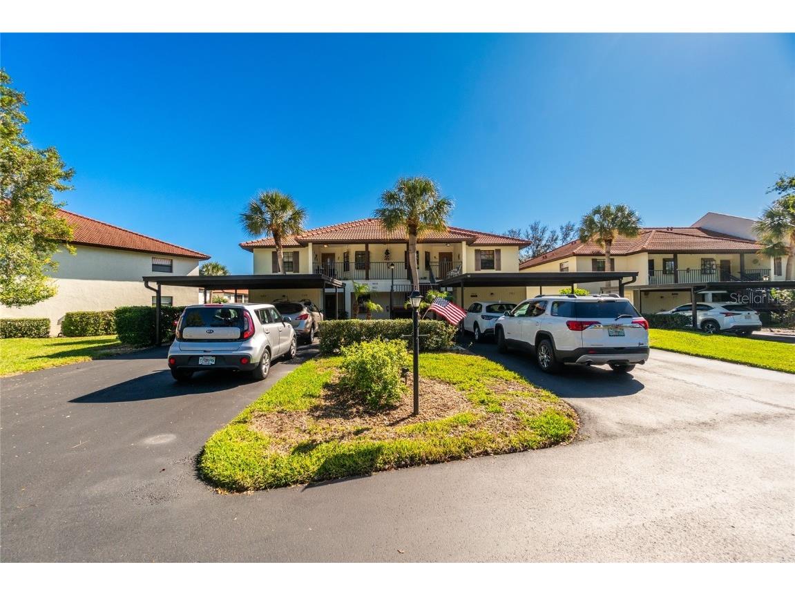 502 Pine Hollow Circle #502 Englewood FL 34223 D6139774 image1