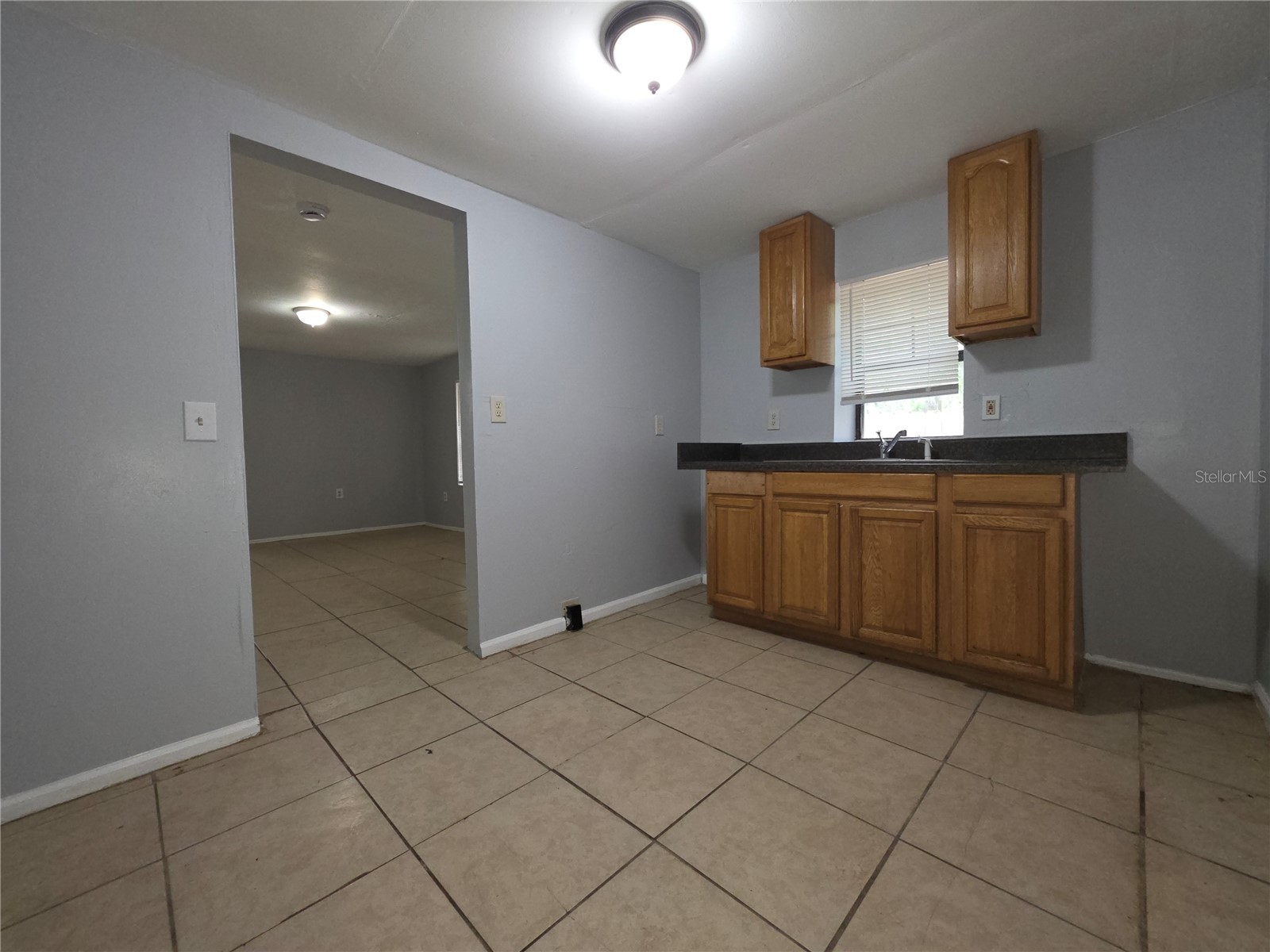 502 SE 9th Street Gainesville FL 32601 TB8509988 image4