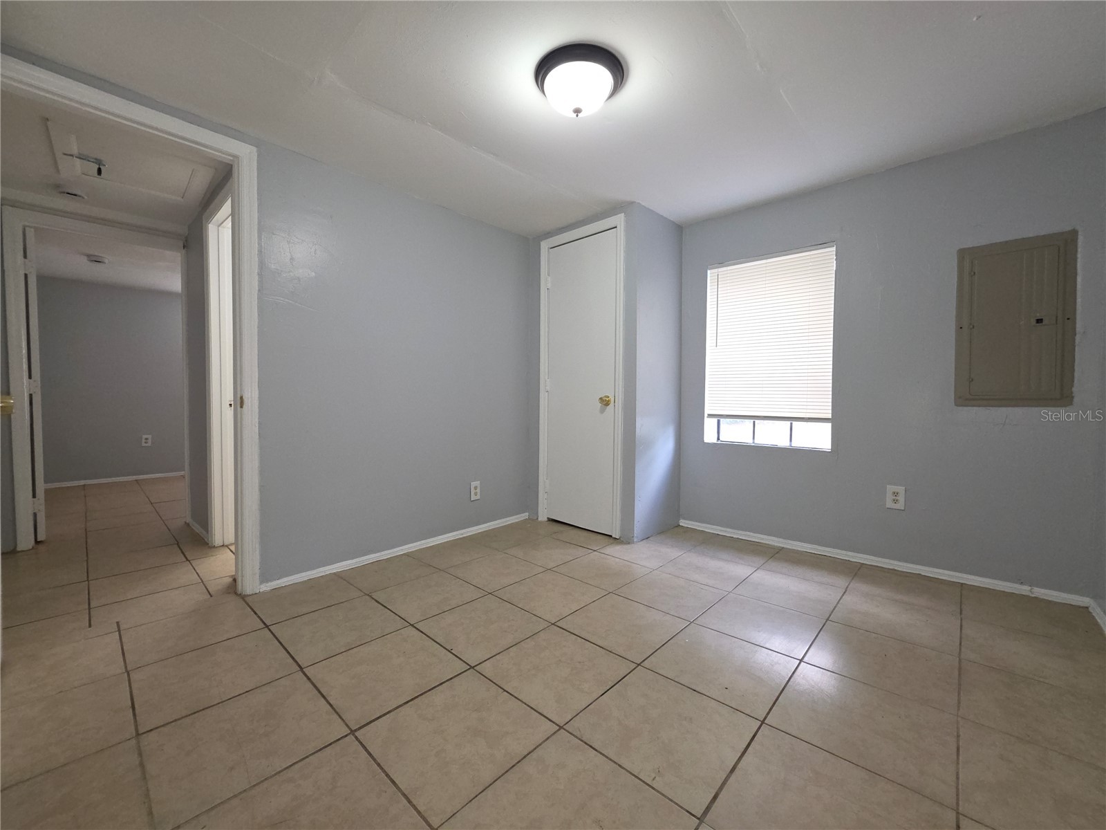 502 SE 9th Street Gainesville FL 32601 TB8509988 image6