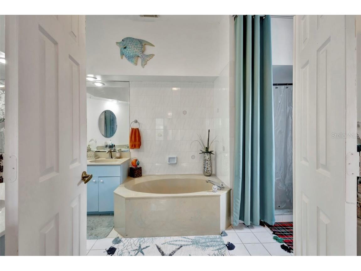 502 SE Guava Terrace Port Saint Lucie FL 34983 OM703532 image18