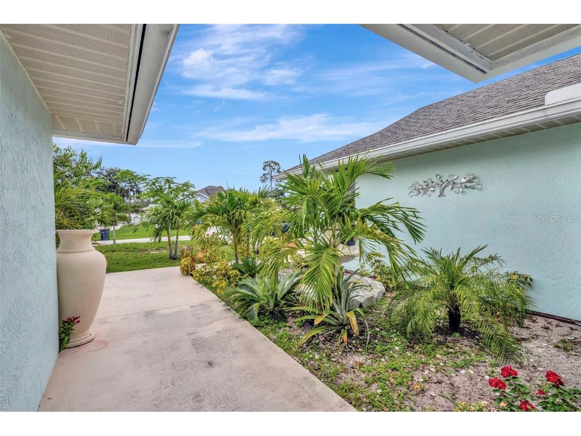 502 SE Guava Terrace Port Saint Lucie FL 34983 OM703532 image46