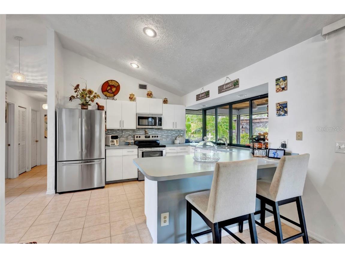 502 SE Guava Terrace Port Saint Lucie FL 34983 OM703532 image8