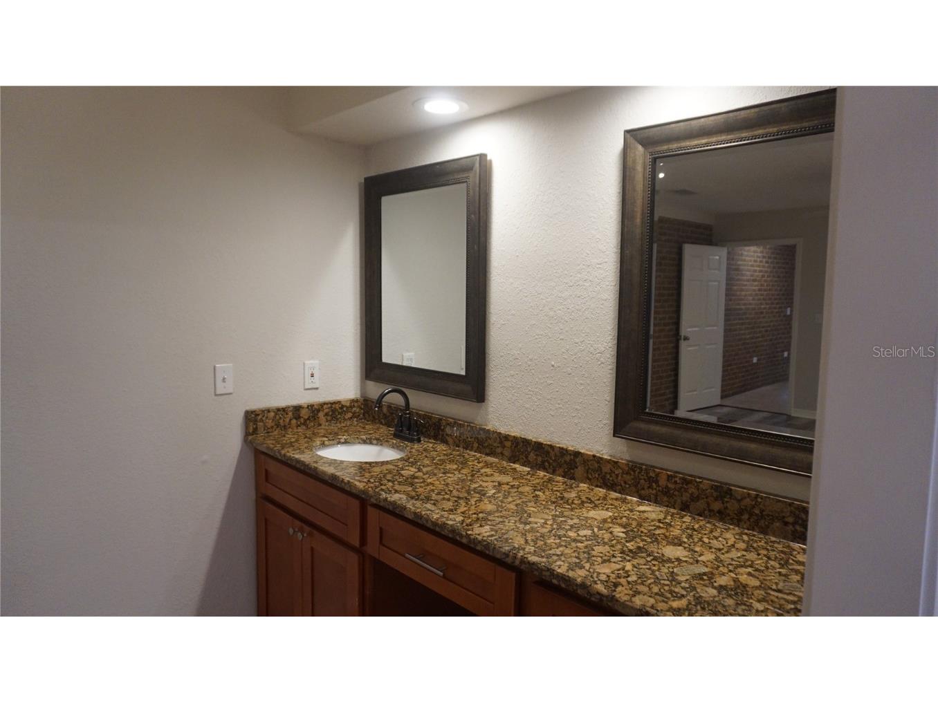 502 W Hilda Drive Brandon FL 33510 TB8434017 image20