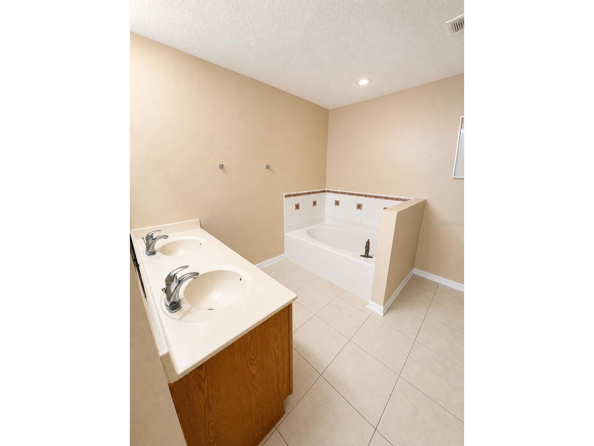 502 Woodland Creek Boulevard Kissimmee FL 34744 O6404452 image6