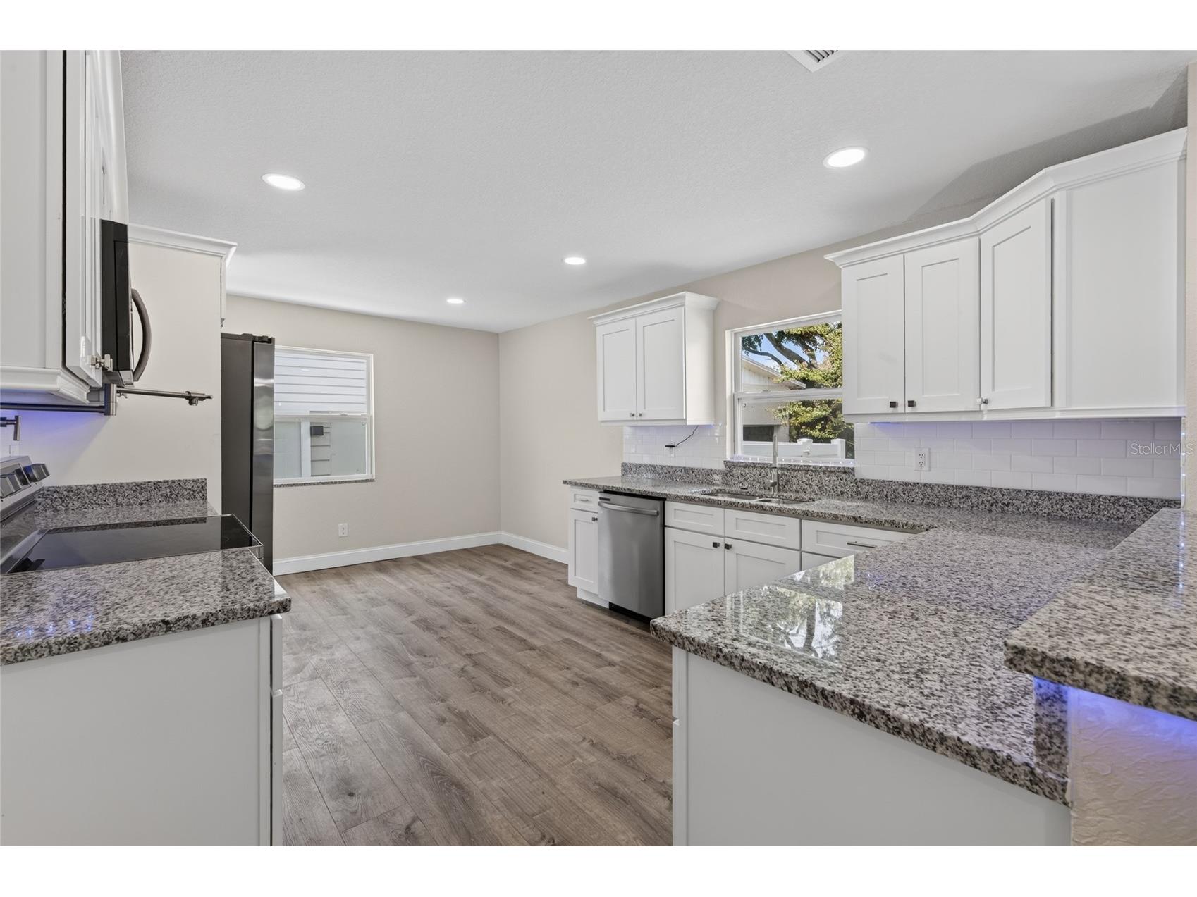 5020 22nd Street N Saint Petersburg FL 33714 TB8526127 image14
