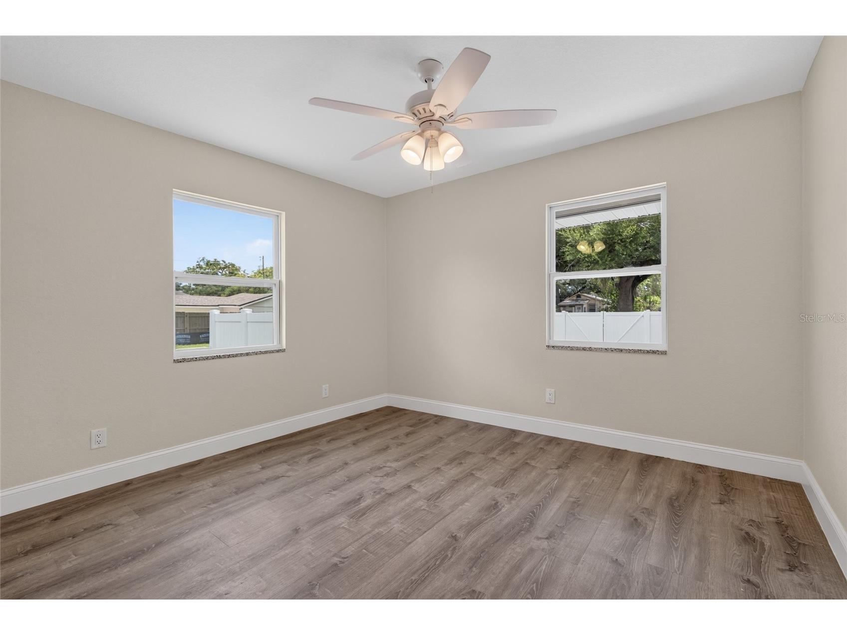 5020 22nd Street N Saint Petersburg FL 33714 TB8526127 image24