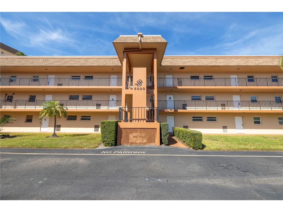 5020 Brittany Drive S #124 Saint Petersburg FL 33715 TB8451233 image3