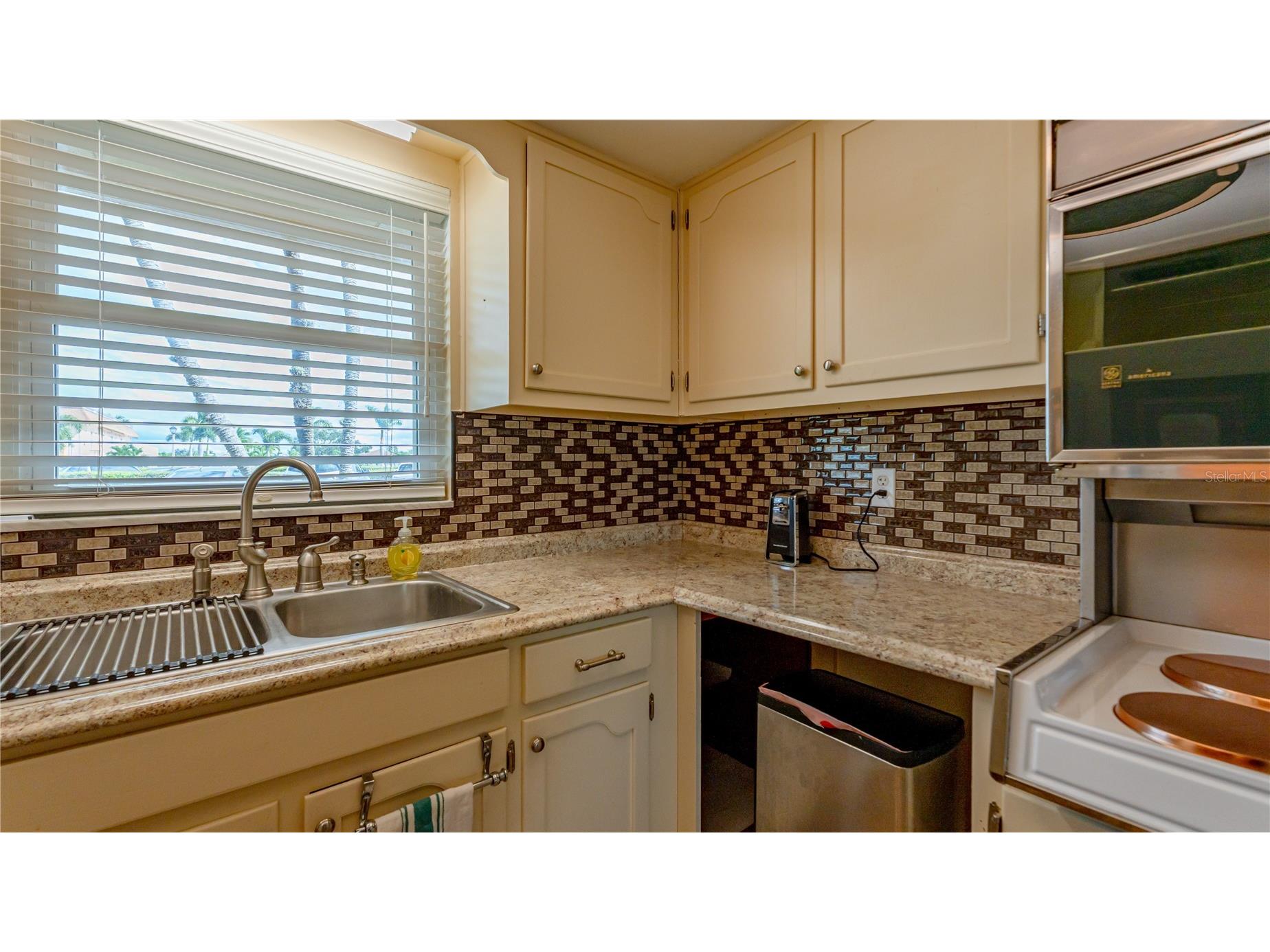 5020 Brittany Drive S #125 Saint Petersburg FL 33715 TB8501246 image16