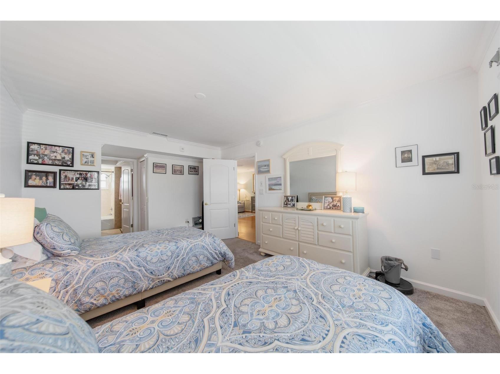 5020 Brittany Drive S #324 Saint Petersburg FL 33715 C7520025 image24