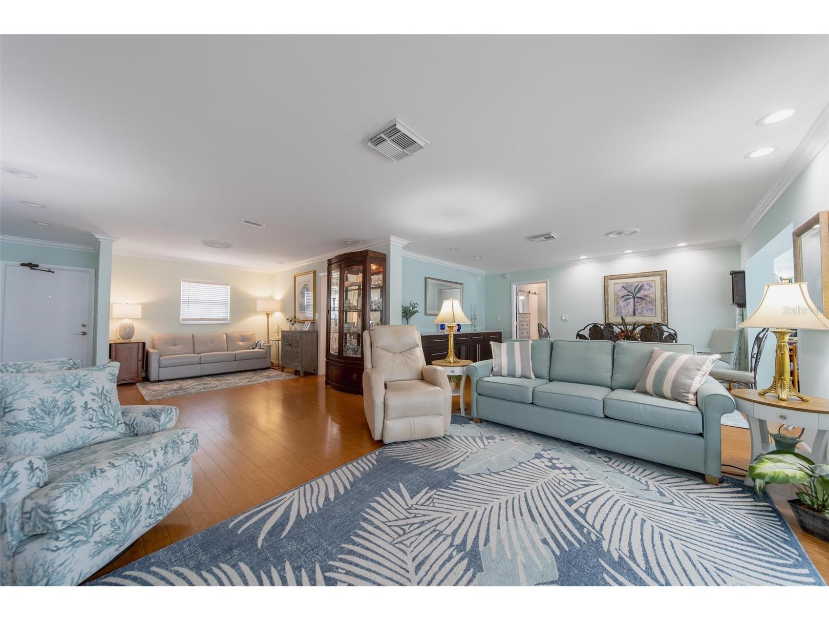 5020 Brittany Drive S #324 Saint Petersburg FL 33715 C7520025 image4