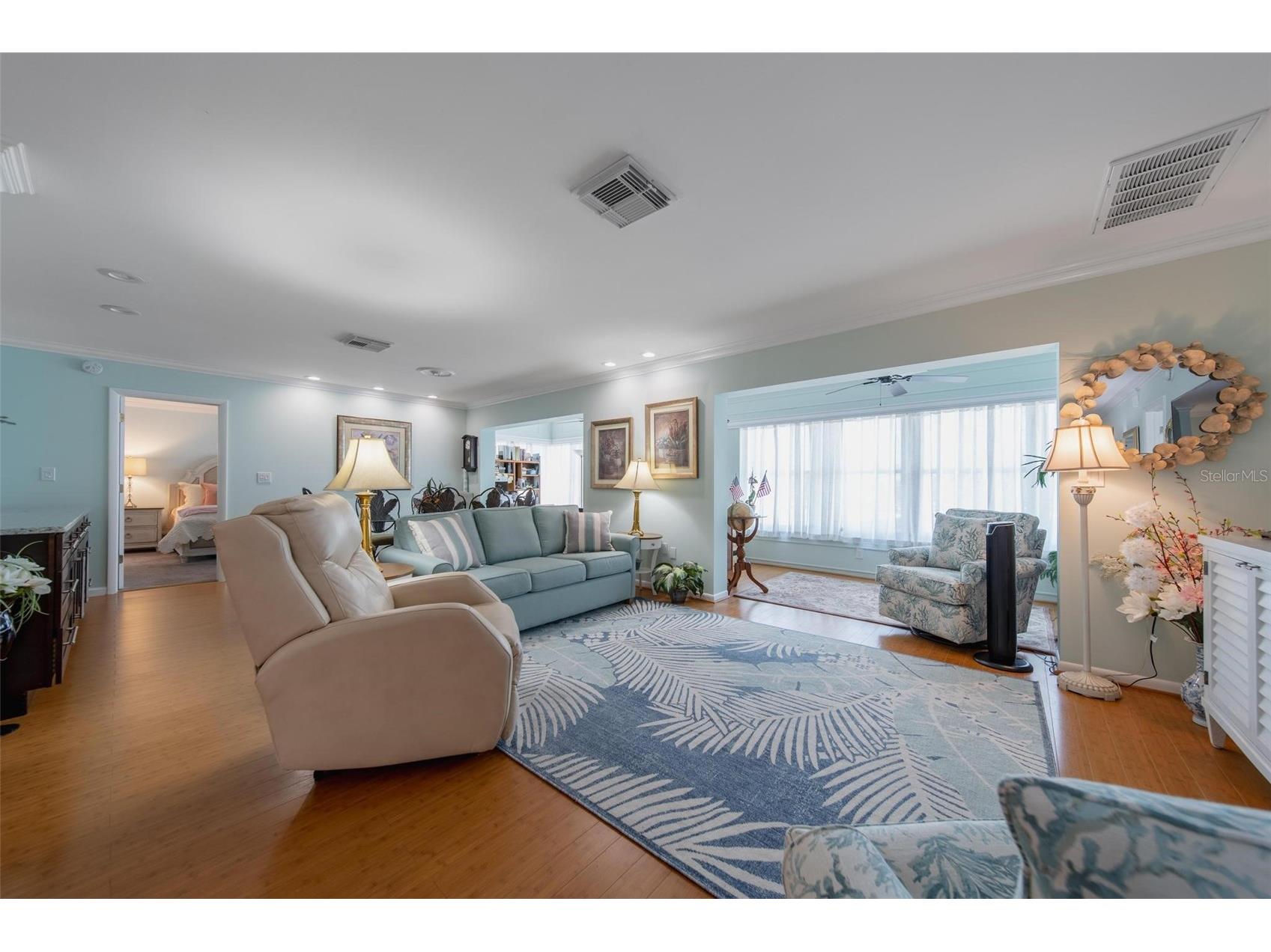 5020 Brittany Drive S #324 Saint Petersburg FL 33715 C7520025 image6