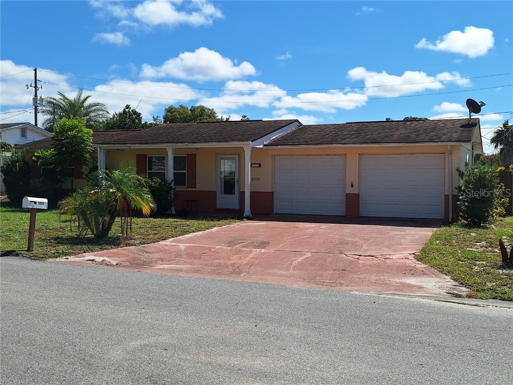 5020 Farley Drive Holiday FL 34690 W7858930 image1