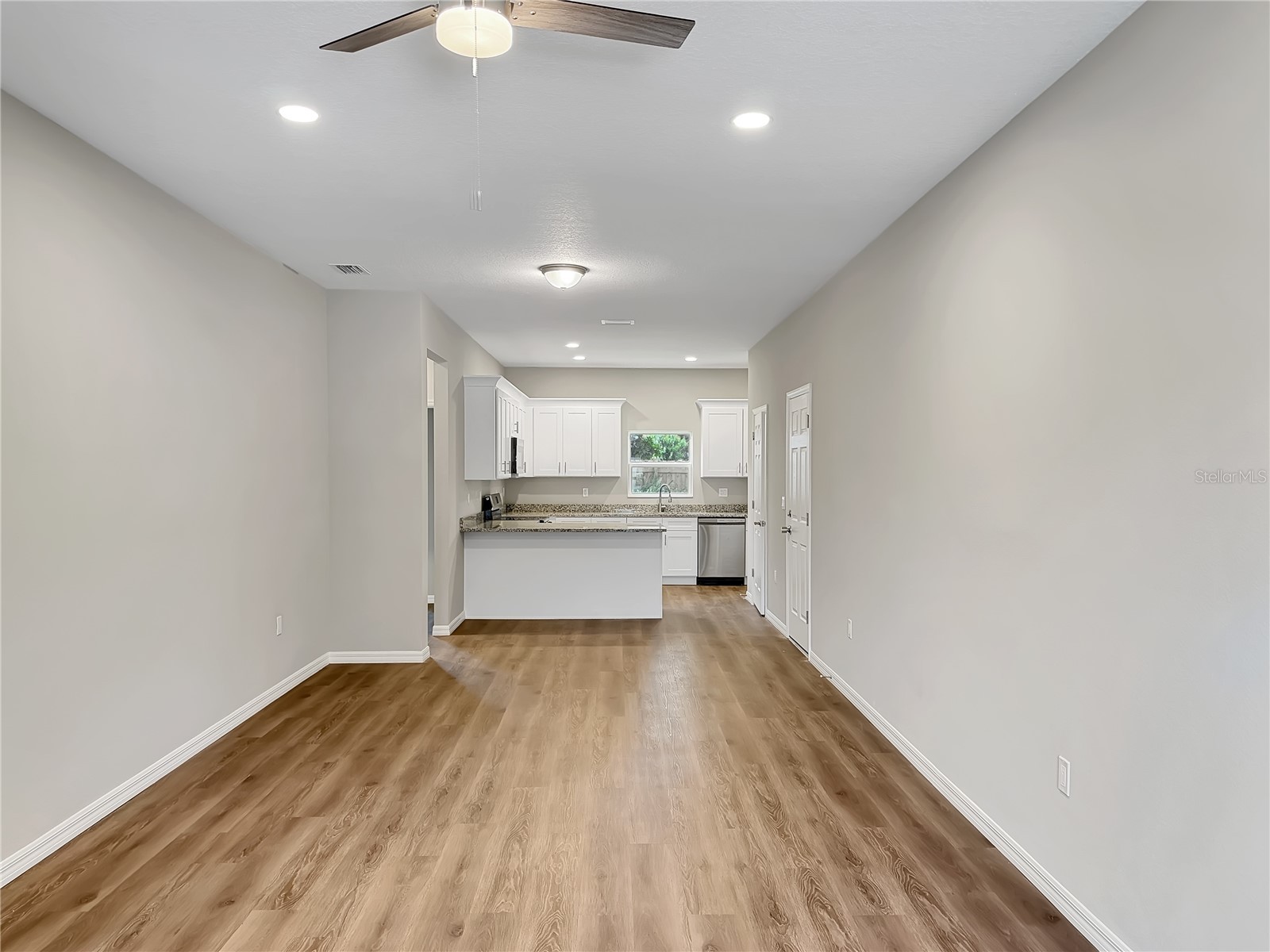 5020 Finders Court Tampa FL 33617 TB8517552 image4