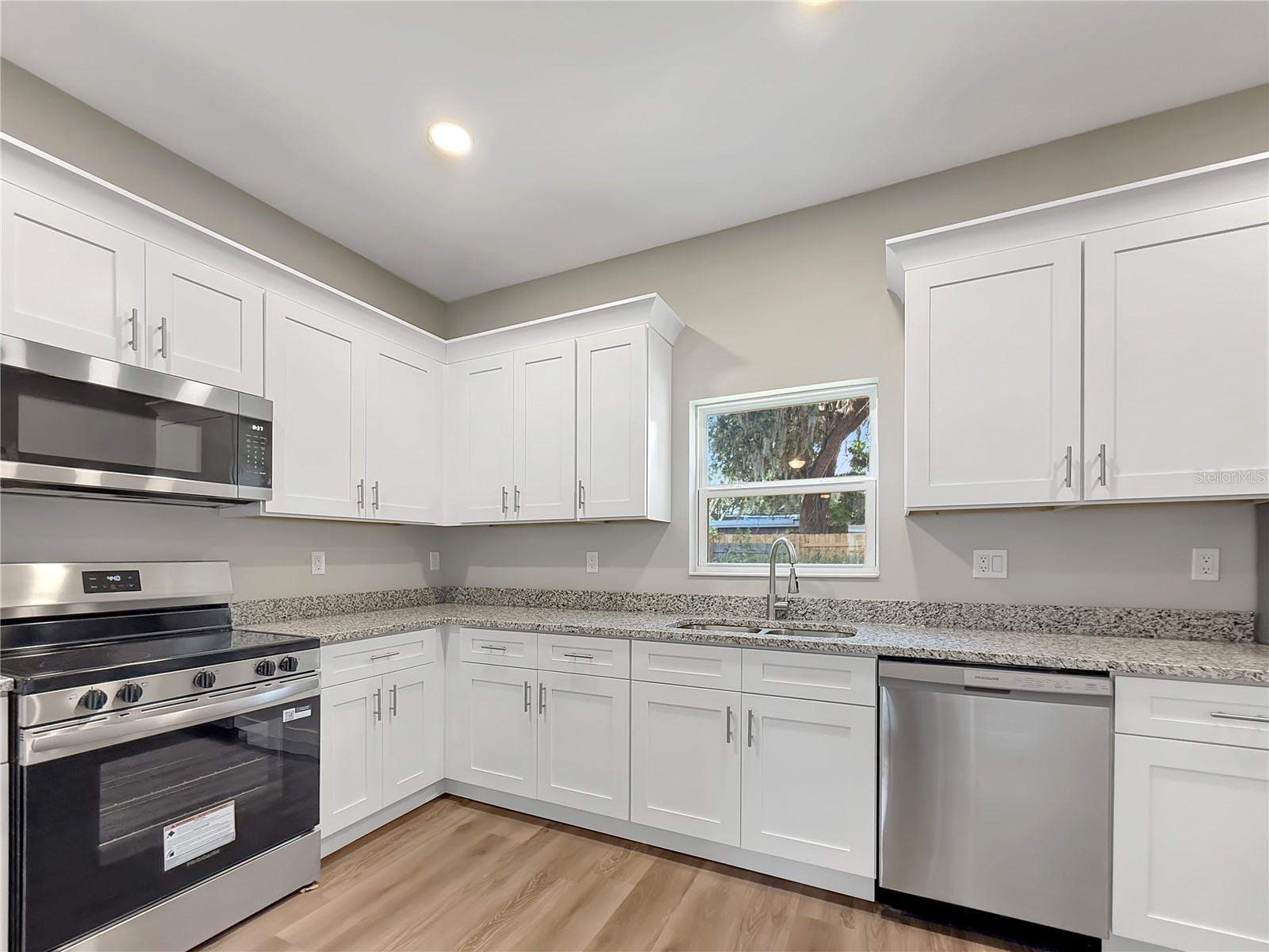 5020 Finders Court Tampa FL 33617 TB8517552 image6