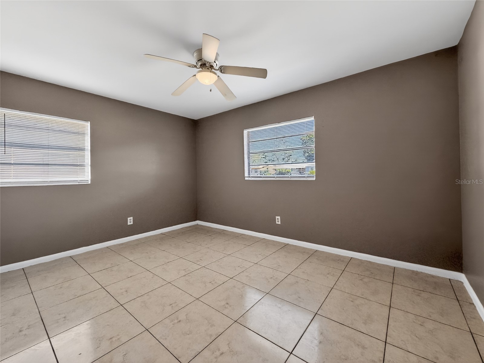 5020 Londonderry Boulevard Orlando FL 32808 O6407494 image18