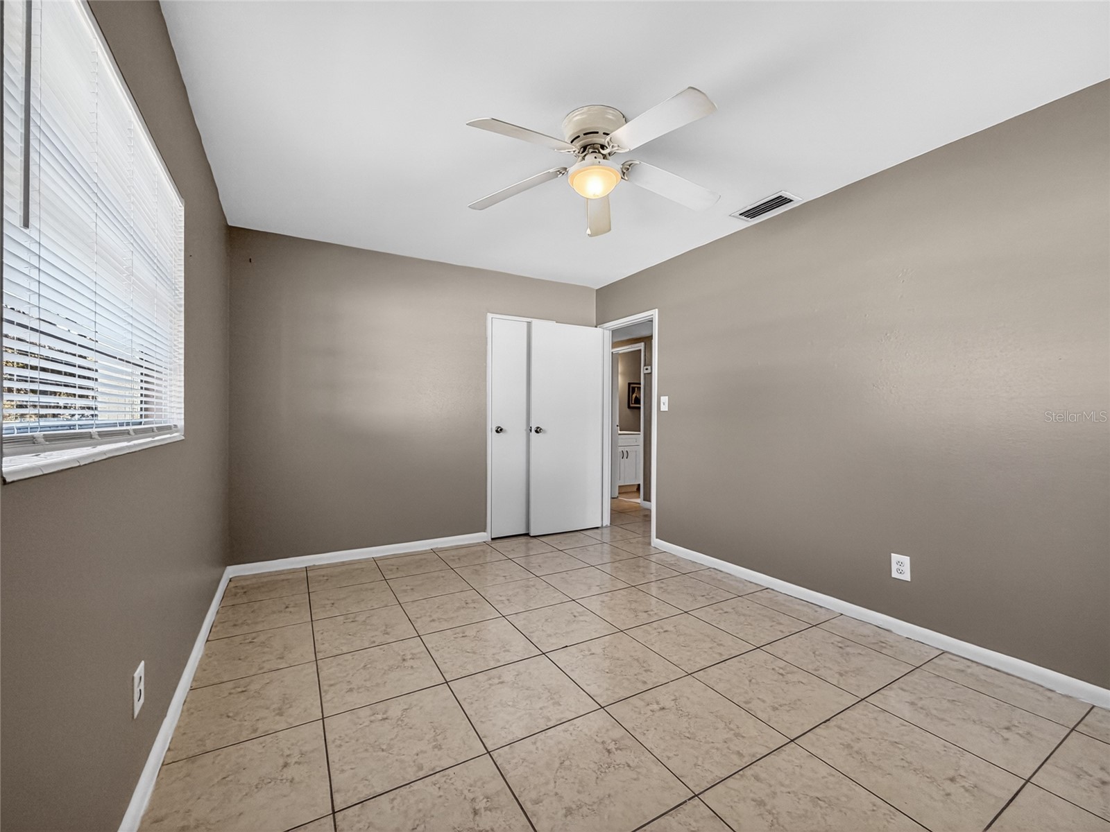 5020 Londonderry Boulevard Orlando FL 32808 O6407494 image19